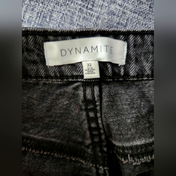 Black denim shorts - Dynamite, size 32 - Picture 2 of 3